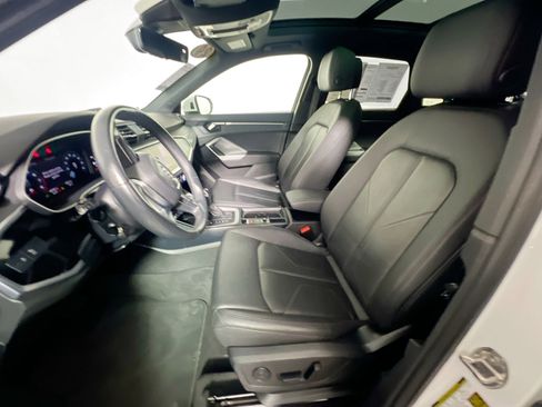 Used 2024 Audi Q3 2.0T Premium image 14