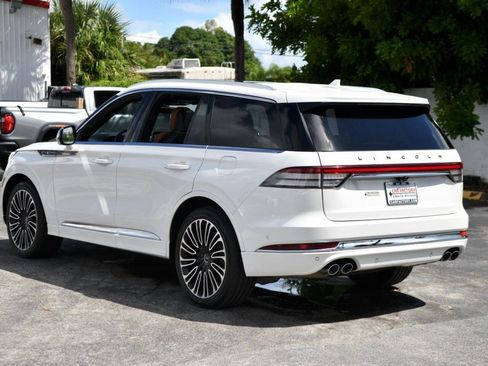 Used 2020 Lincoln Aviator Black Label w/ Dynamic Handling Package image 4