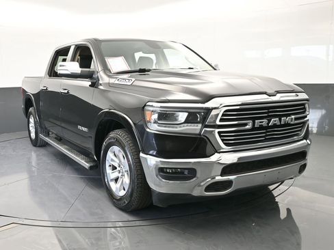 Used 2019 RAM 1500 Laramie image 9