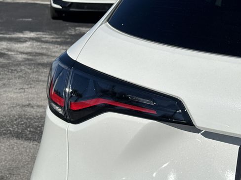 Certified 2025 Honda HR-V Sport image 15