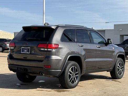 Used 2019 Jeep Grand Cherokee Trailhawk image 4
