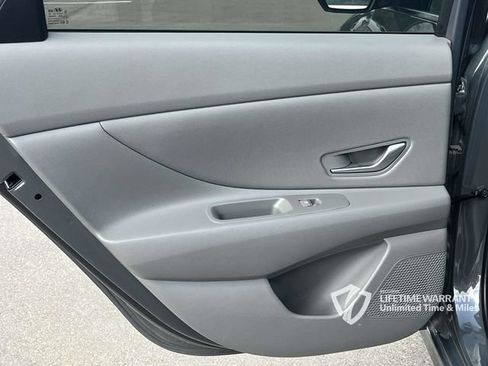 Certified 2024 Hyundai Elantra SEL w/ Convenience Package FWD image 20