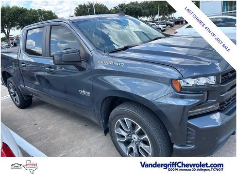 Used 2020 Chevrolet Silverado 1500 RST w/ Texas Edition RWD image 3