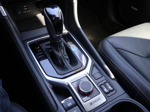 Used 2024 Subaru Forester Touring w/ Convenience Package image 41