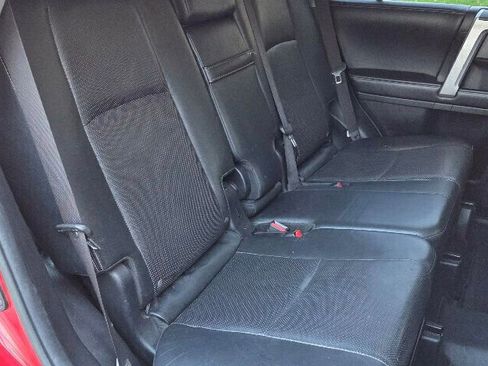 Used 2014 Toyota 4Runner Limited image 19