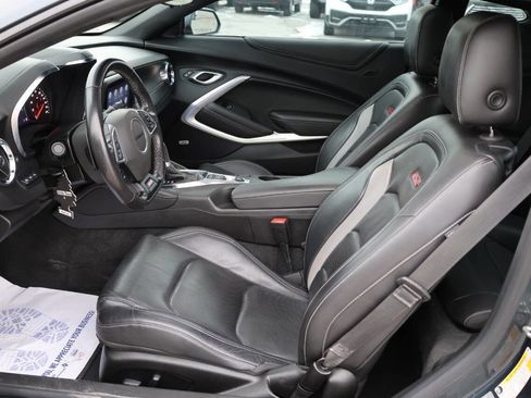 Used 2021 Chevrolet Camaro SS image 13