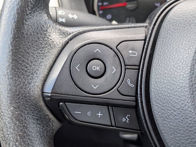 Used 2021 Toyota RAV4 LE AWD/4WD image 23