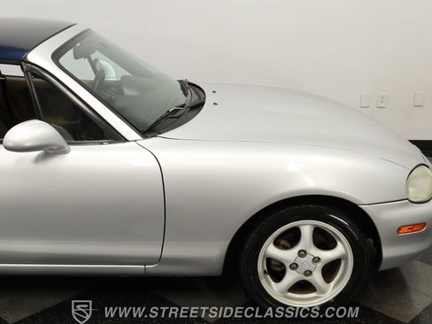 Used 1999 MAZDA MX-5 Miata image 28