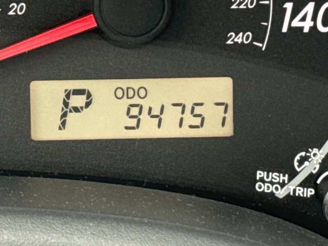Used 2013 Toyota Corolla LE FWD image 27