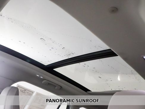 Used 2025 Lincoln Aviator Reserve w/ Illumination Package image 4