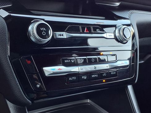 Used 2023 Ford Explorer ST-Line w/ Class IV Trailer Tow Package image 14