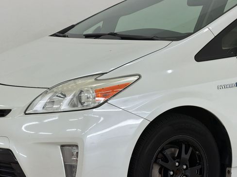 Used 2015 Toyota Prius Three FWD image 12