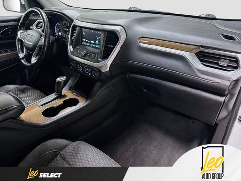 Used 2019 GMC Acadia SLE FWD image 31