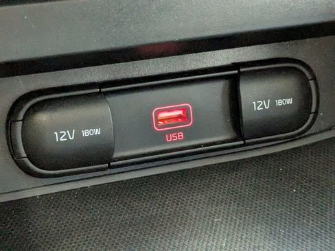 Used 2022 Kia Soul LX image 22