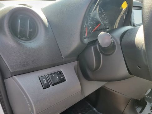 Used 2020 Nissan NV200 SV w/ Sliding Glass Door Package image 28