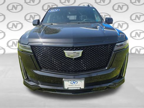 Used 2024 Cadillac Escalade Sport Platinum w/ LPO, ONYX Package AWD/4WD image 13