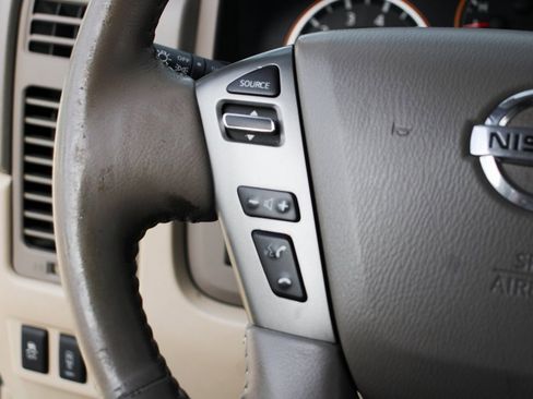 Used 2013 Nissan Titan SV w/ SV Value Truck Pkg image 20