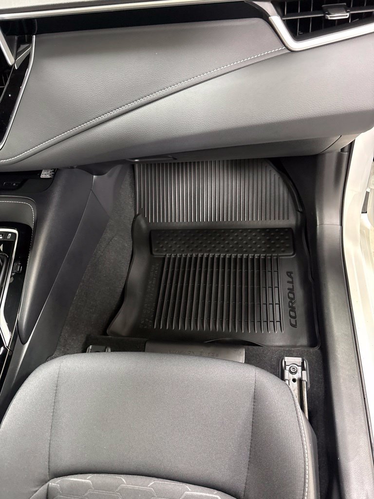 Used 2026 Toyota Corolla SE FWD image 26