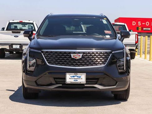 Used 2025 Cadillac XT4 Premium Luxury w/ Cold Weather Package FWD image 2