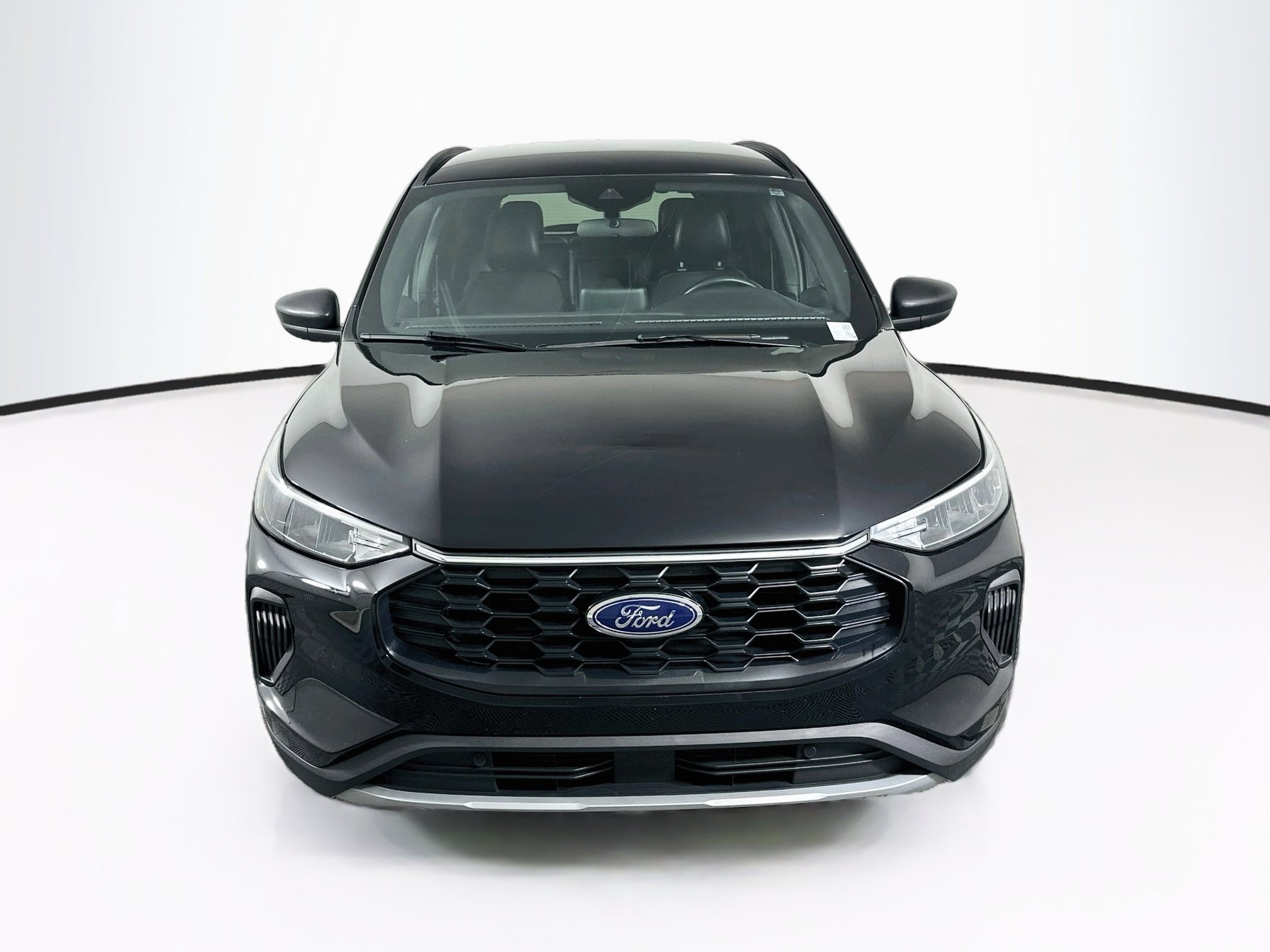 Used 2025 Ford Escape ST-Line FWD image 2