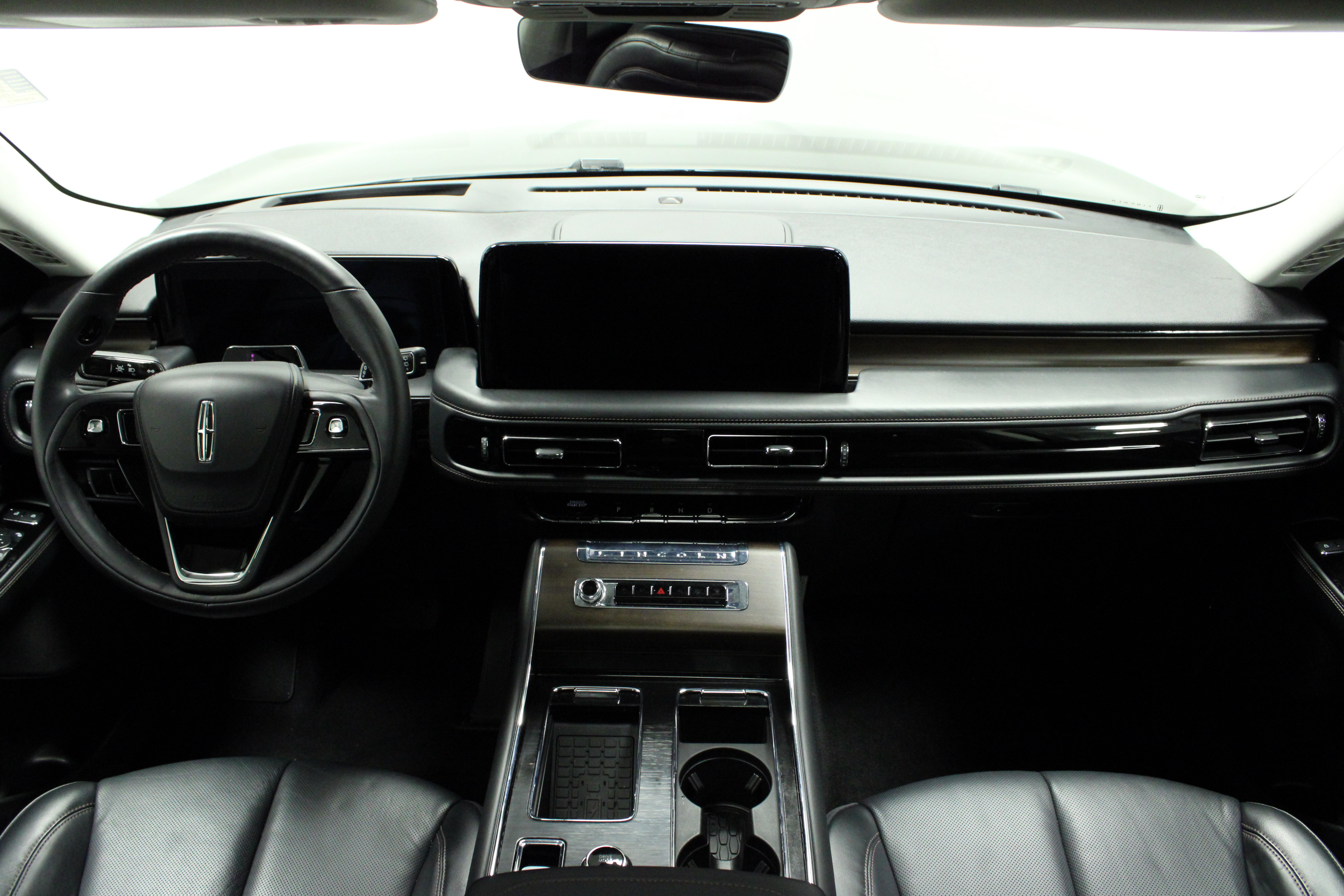 Used 2025 Lincoln Aviator Reserve AWD/4WD image 21