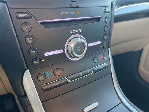 Used 2018 Ford Edge Titanium w/ Equipment Group 301A image 19