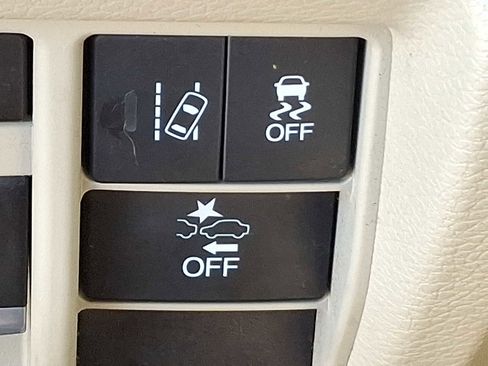 Used 2017 Acura MDX SH-AWD image 23