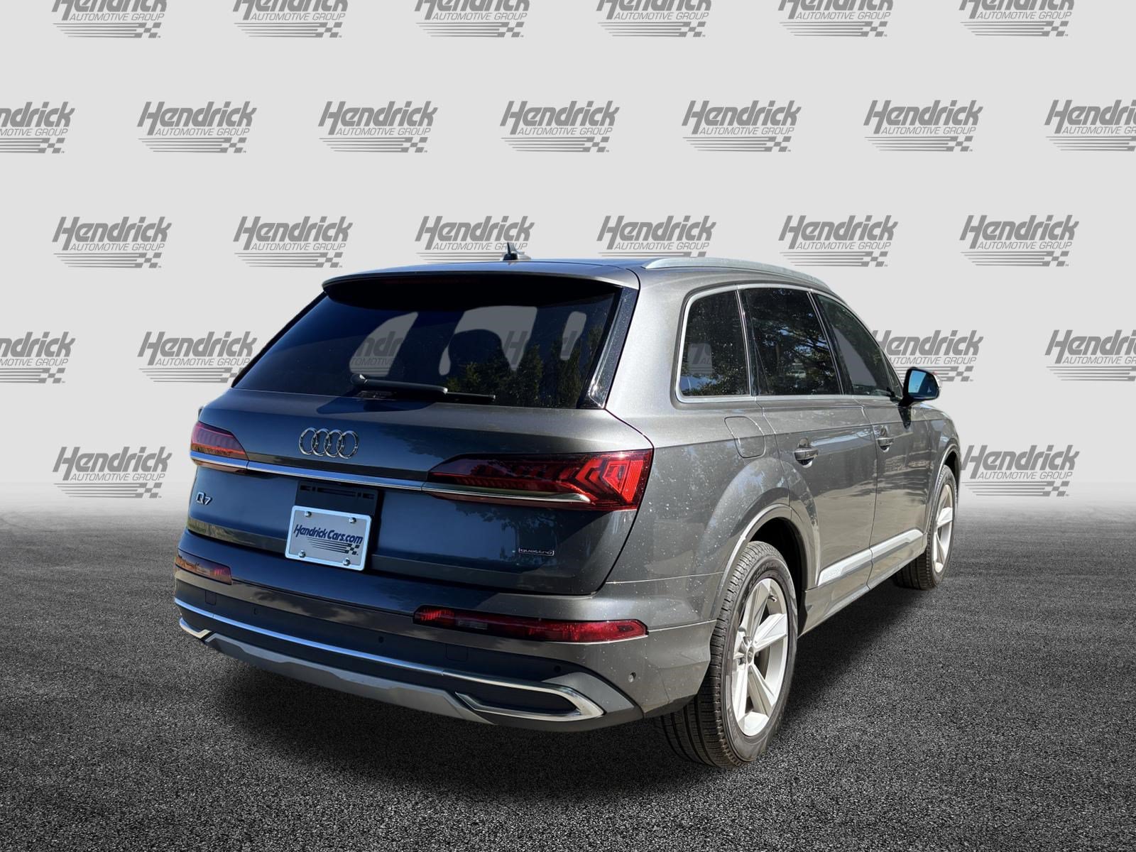 Used 2023 Audi Q7 2.0T Premium Plus w/ Premium Plus Package AWD/4WD image 11