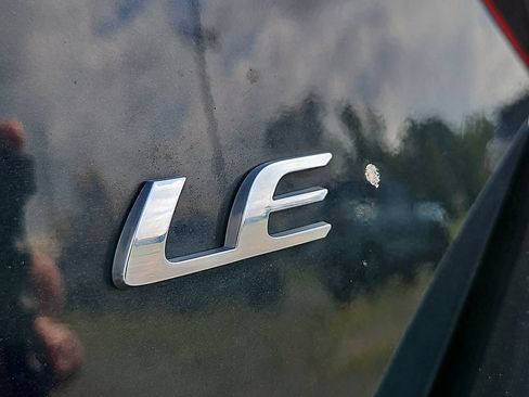 Used 2016 Toyota Corolla LE w/ Body Protection Package #1 FWD image 31