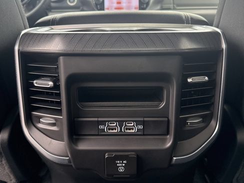 Used 2025 RAM 1500 Big Horn AWD/4WD image 28