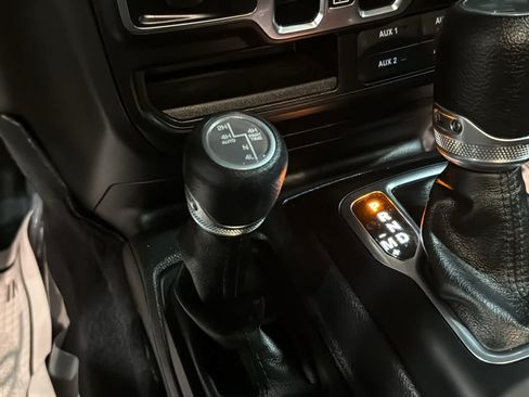 Used 2023 Jeep Wrangler Unlimited w/ Sun & Screen Package AWD/4WD image 20