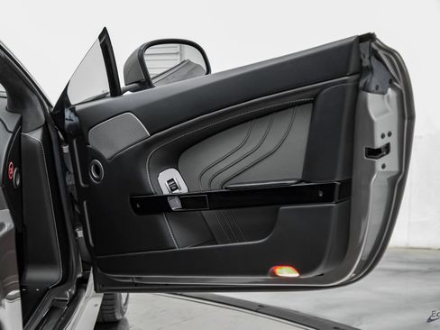 Used 2014 Aston Martin V8 Vantage S RWD image 93