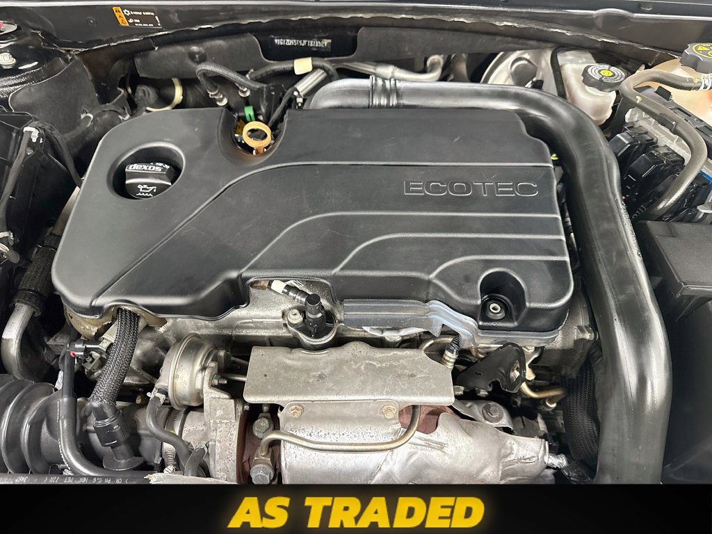 Used 2018 Chevrolet Malibu LT w/ Leather Package FWD image 32