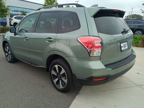 Used 2017 Subaru Forester 2.5i Premium w/ All-Weather Package image 7