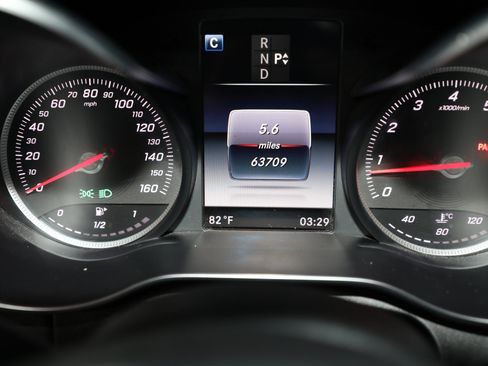 Used 2017 Mercedes-Benz C 300 4MATIC Sedan image 60
