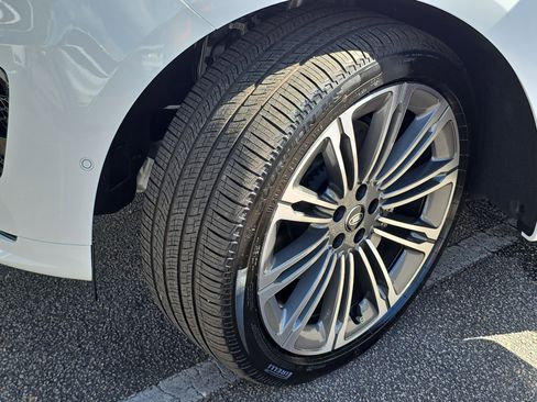 New 2025 Land Rover Range Rover Sport Dynamic SE image 33