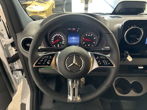 New 2025 Mercedes-Benz Sprinter 2500 image 14