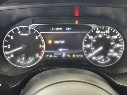 Used 2024 Nissan Rogue SV image 16