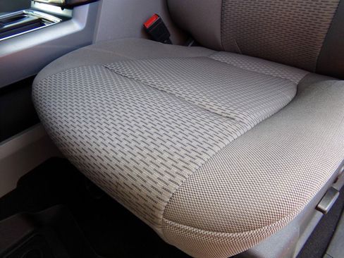 Used 2021 Ford F250 XLT w/ XLT Premium Package image 37