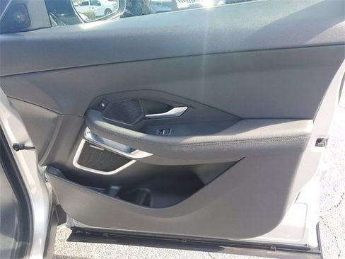 Used 2018 Jaguar E-PACE S image 32