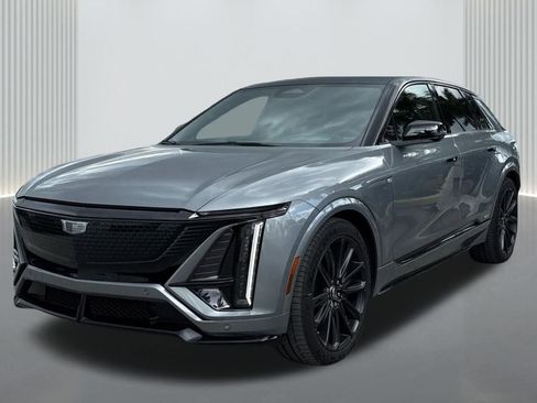 New 2026 Cadillac Lyriq V image 1