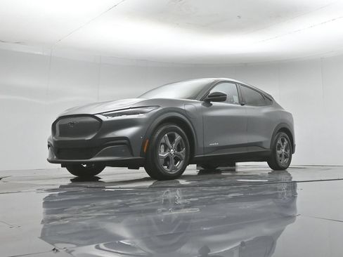 Used 2023 Ford Mustang Mach-E Select RWD image 45