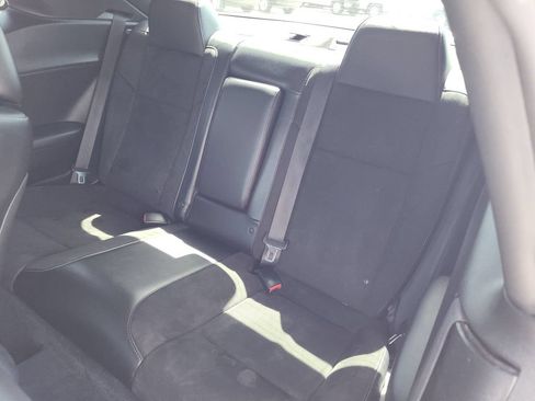 Used 2015 Dodge Challenger R/T Scat Pack w/ Leather Interior Group RWD image 22
