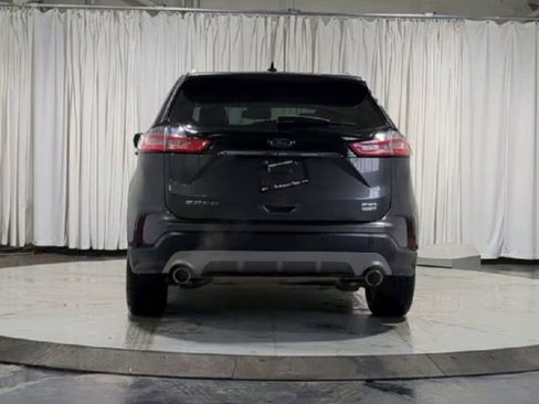 Used 2020 Ford Edge SEL image 9