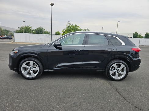 New 2025 Audi Q5 Premium Plus image 3