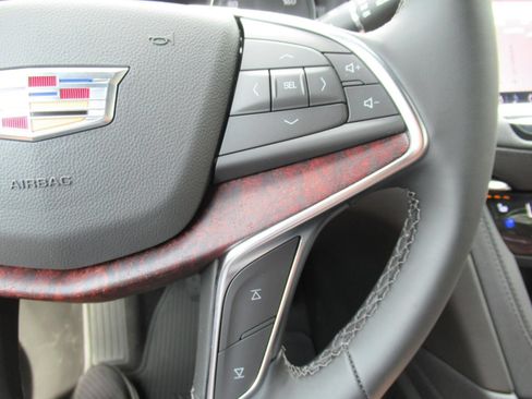 New 2026 Cadillac XT5 Premium Luxury w/ Driver Assist Package FWD image 24