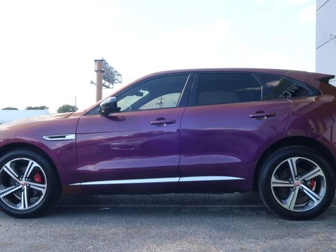 Used 2020 Jaguar F-PACE S image 7
