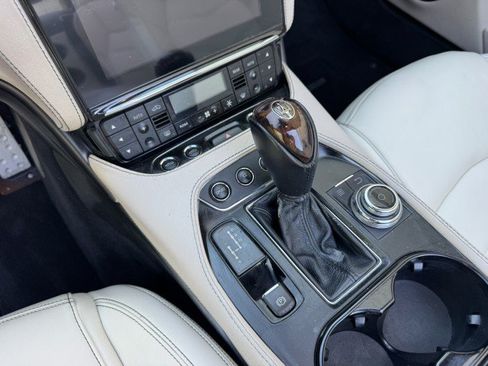 Used 2019 Maserati GranTurismo Sport RWD image 11