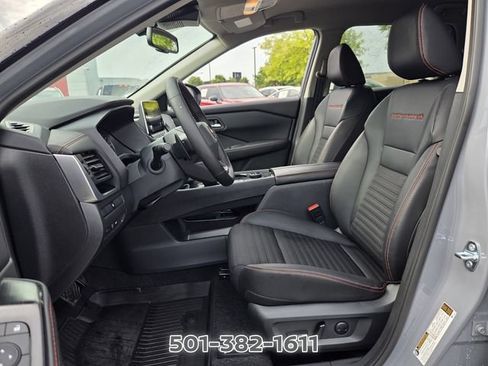 Used 2026 Nissan Rogue SV w/ Rock Creek Premium Package AWD/4WD image 9