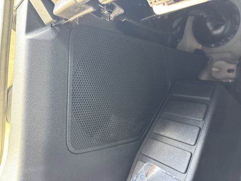 New 2025 Ford Bronco Badlands image 17